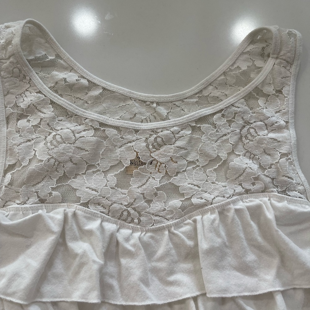 HOLLISTER TANK - Picture 2 of 7